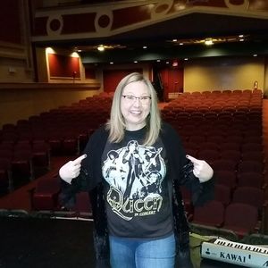 Meet your Posher, Camilla